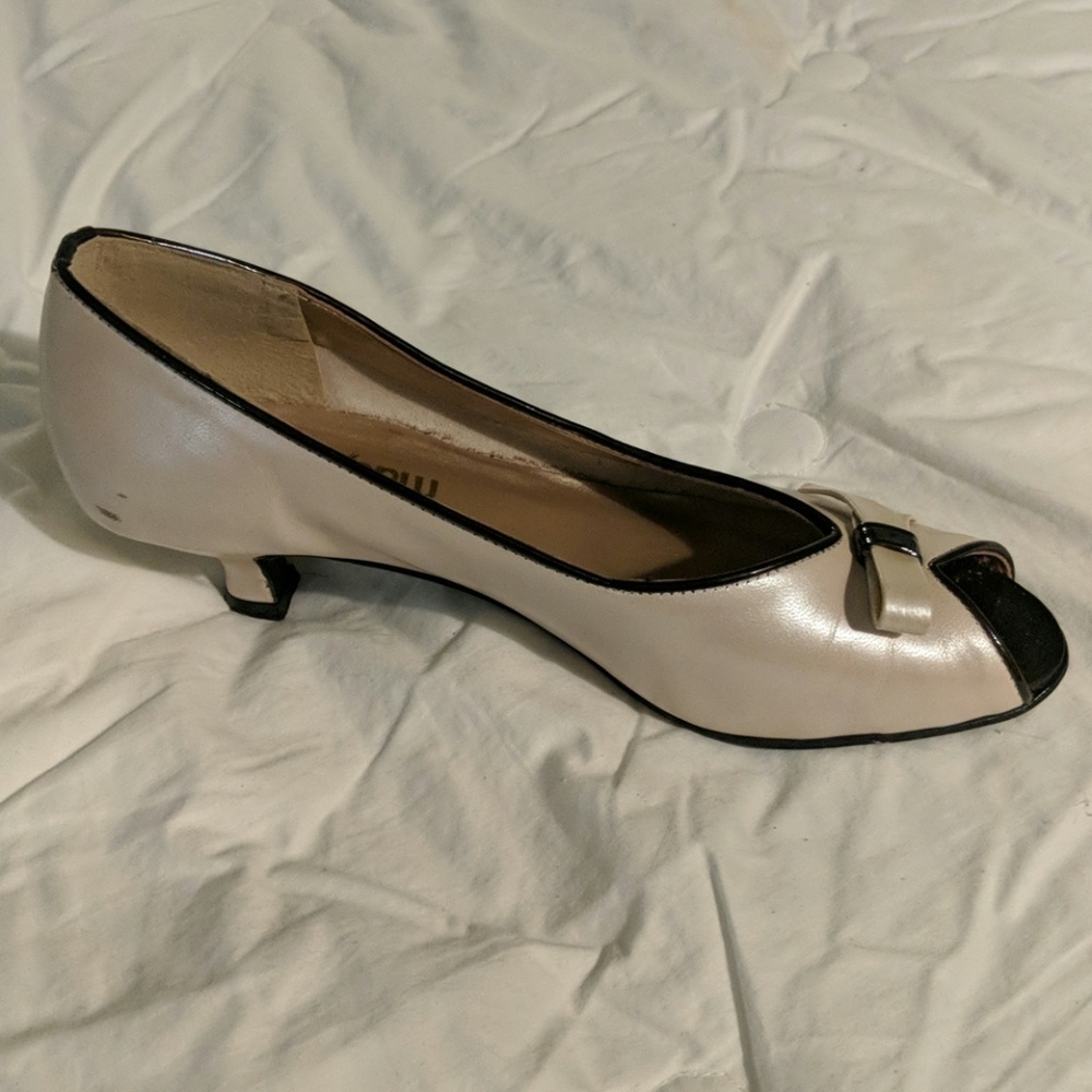 Kitty Heels - Picture 2 of 4